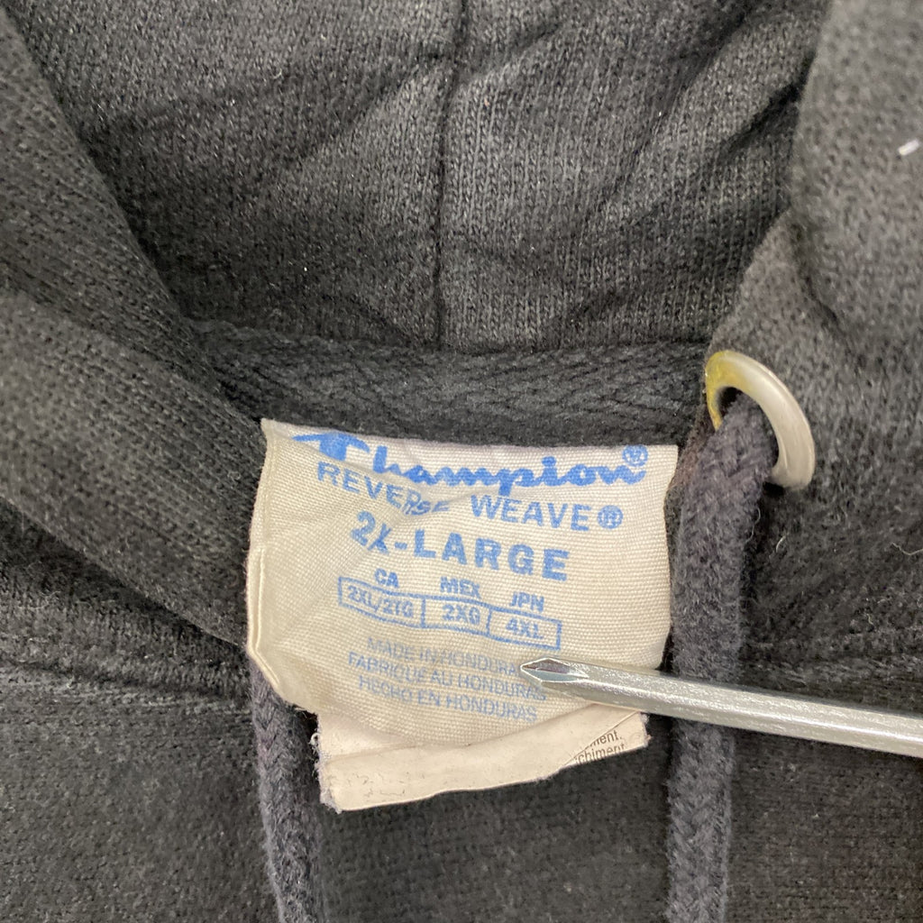 Champion　チャンピオン　リバースウィーブ　スウェットパーカー/フーディー　刺繍ロゴ　現行　黒　ブラック　2XLサイズ　古着
