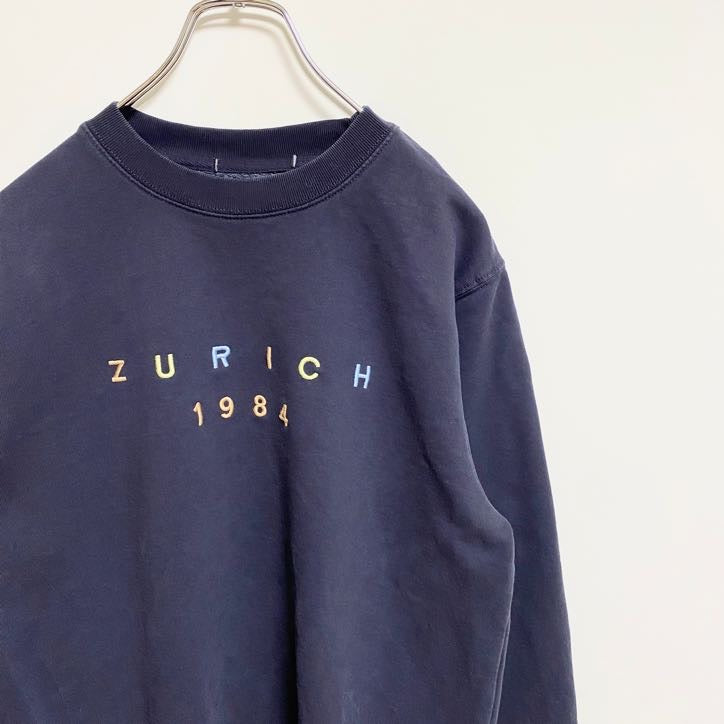 長袖ロゴ刺繍スウェット　トレーナー　クルーネック　チューリッヒ　シンプル　黒　ブラック　秋冬服　古着