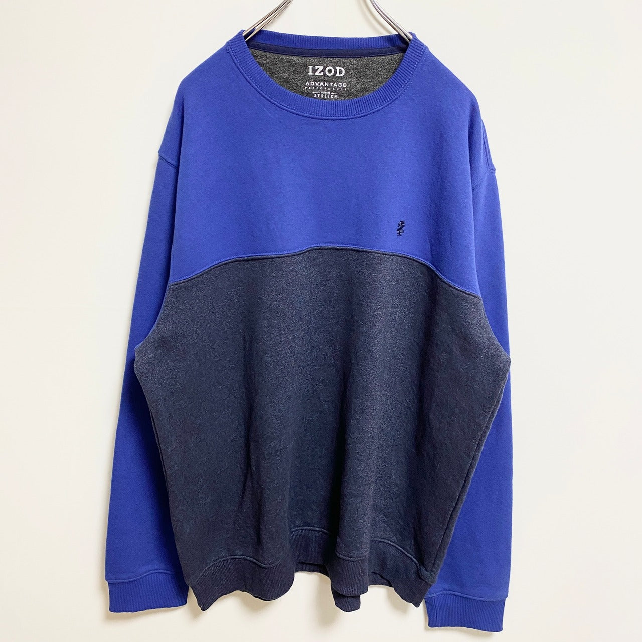 IZOD　アイゾッド　長袖ワンポイント刺繍スウェット　トレーナー　クルーネック　ネイビー　紺　秋冬服　XLサイズ　古着