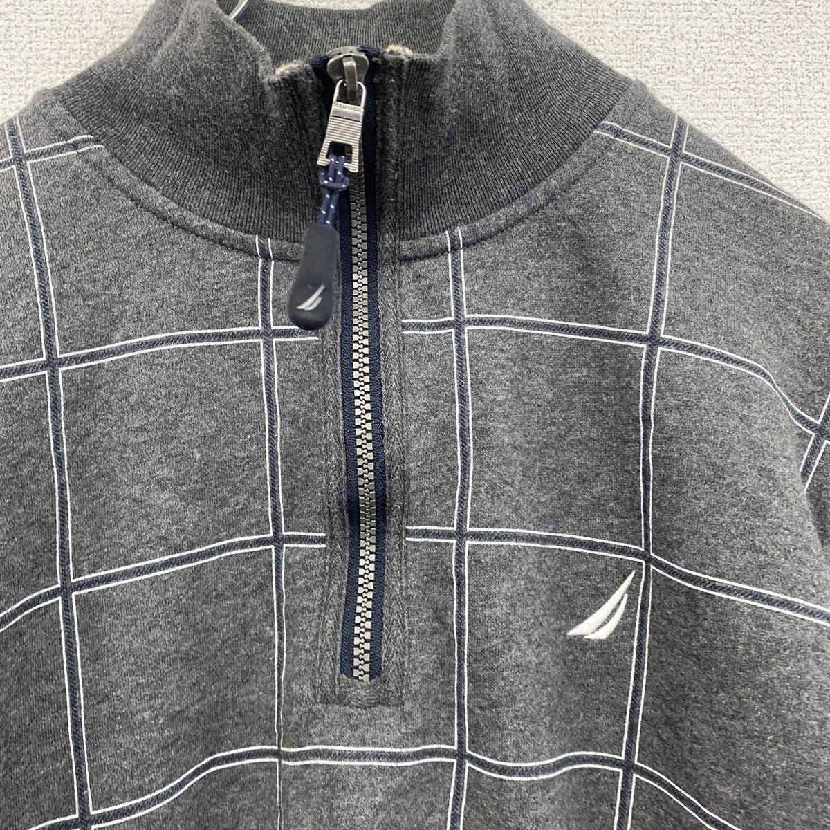 NAUTICA　ノーティカ　ハーフジップスウェット/トレーナー　チェック柄　灰色　グレー　Ｍサイズ スウェットトップス ユニセックス コットン 古着
