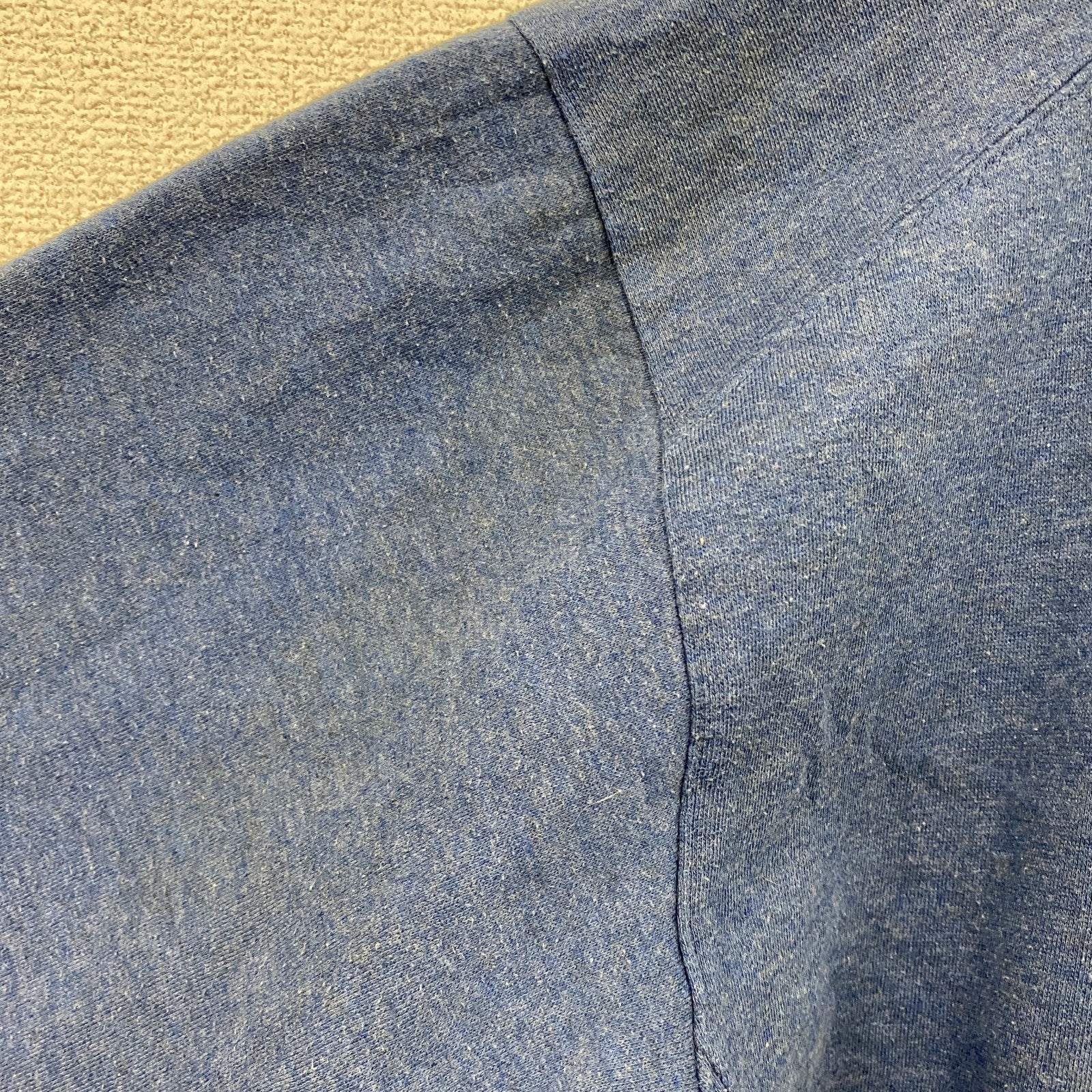 ellesse　エレッセ　スウェット/トレーナー　デカロゴ　前V　紺　ネイビー　XLサイズ　古着