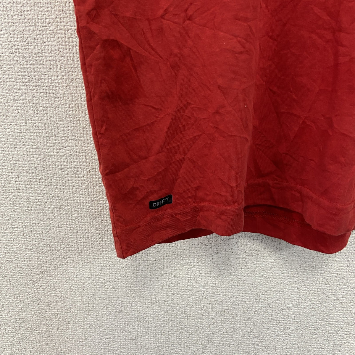NIKE　ナイキ　DRI-FIT　半袖プリントTシャツ　赤　レッド　Mサイズ　古着