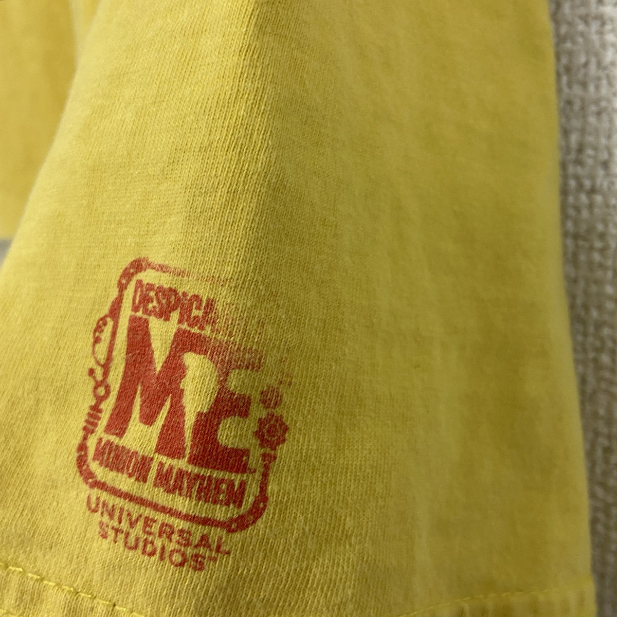 Minions　ミニオンズ　怪盗グルー　半袖Tシャツ　ムービーT　キャラクターT　黄色　イエロー　Lサイズ　古着