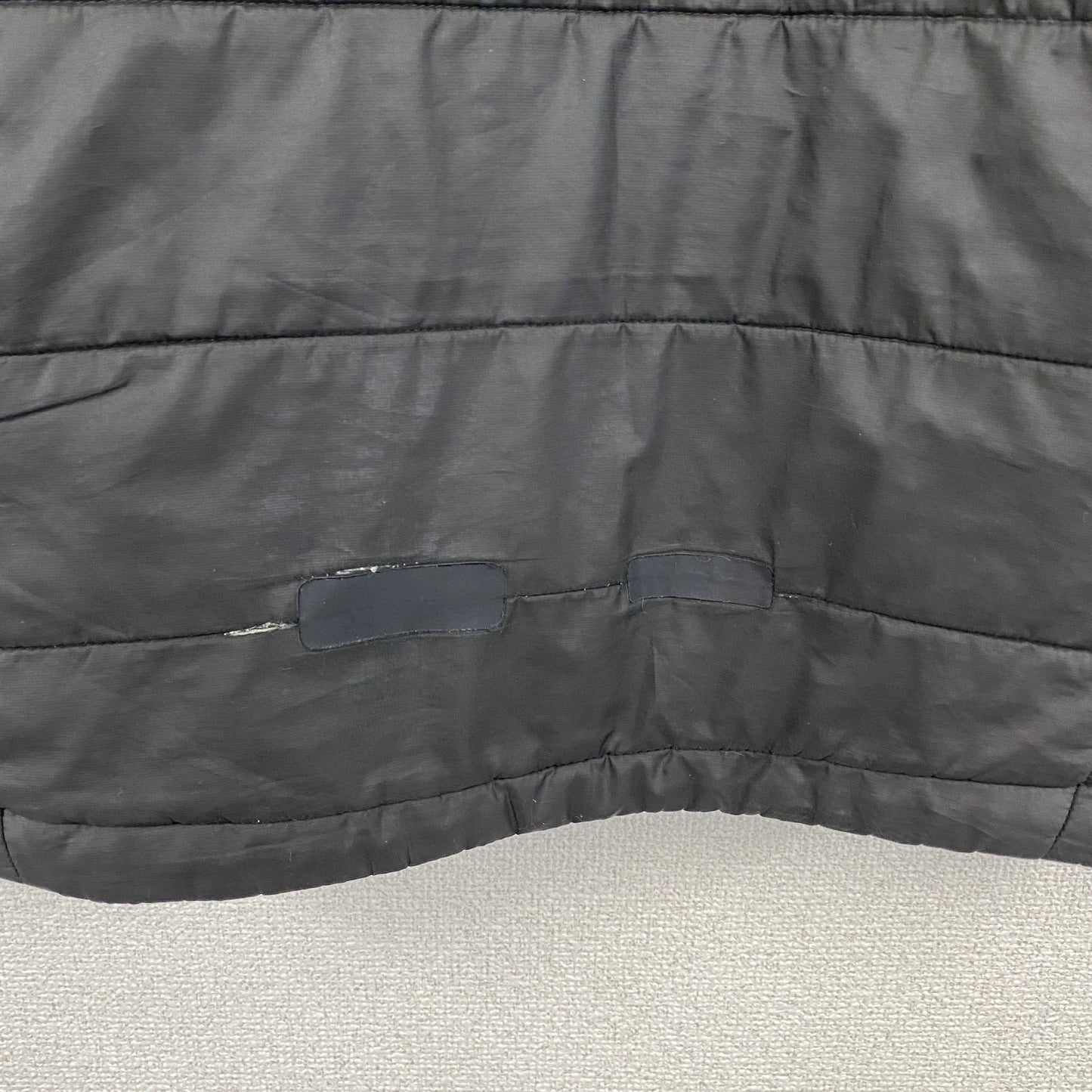 Patagonia　パタゴニア　マイクロパフフーディ　中綿ジャケット　黒　ブラック　XSサイズ