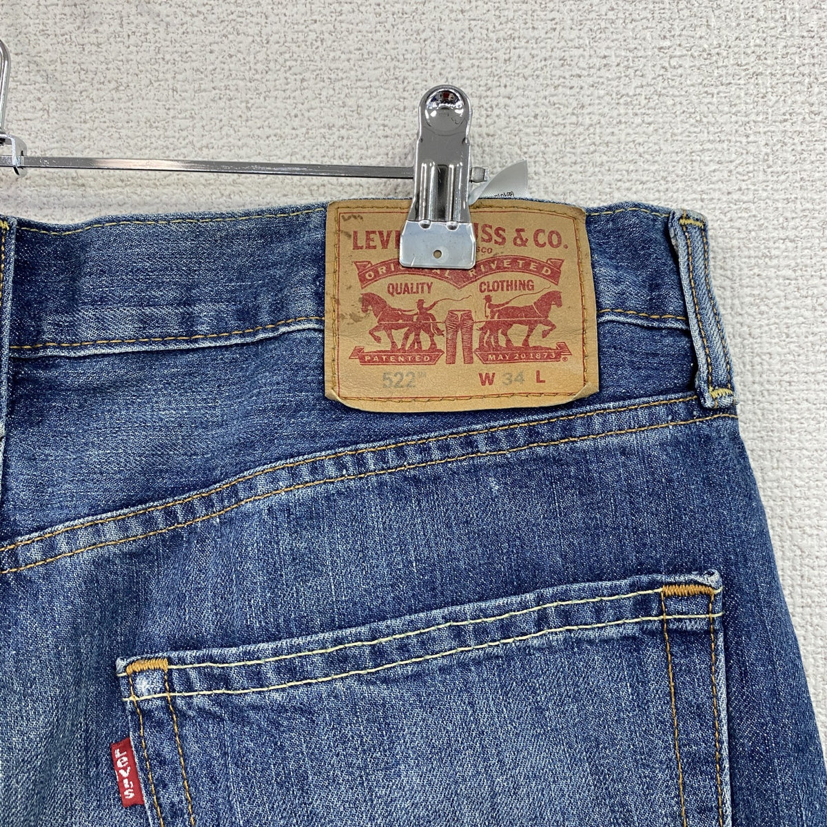Levi’s　リーバイス　522　ハーフデニムパンツ/ショートパンツ　縦落ち　鬼ヒゲ　フェード　インディゴ　W34サイズ　古着