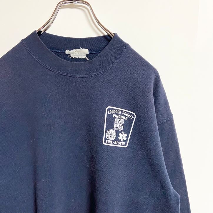 長袖ワンポイントプリントスウェット　トレーナー　クルーネック　バージニア　ネイビー　紺　レトロ　秋冬服　古着