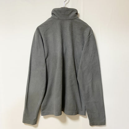 古着 used　NIKE FIT THERMA ナイキ　長袖ハーフジップフリースジャケット　ワンポイントロゴ刺繍　グレー　Mサイズ