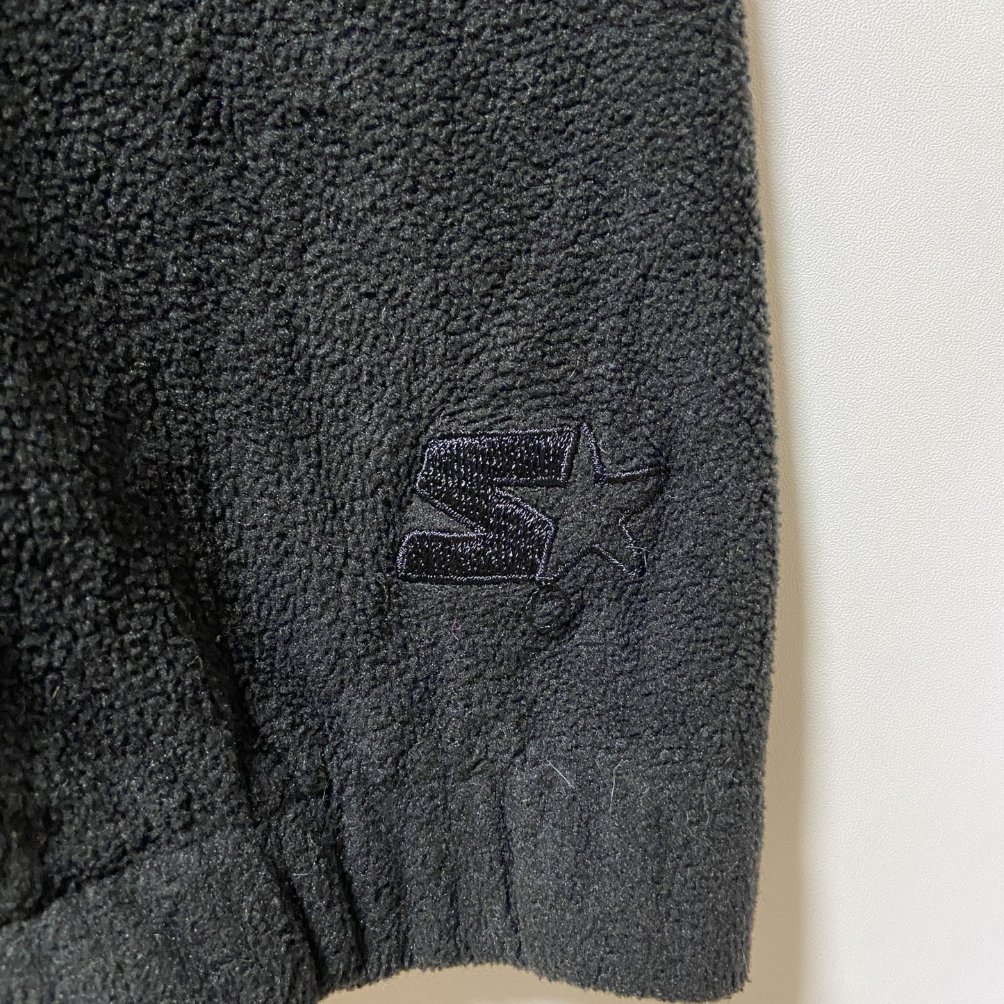 古着 used　STARTER　スターター　長袖無地フリースジャケット　フルジップアウター　ロゴ刺繍　黒　ブラック　Lサイズ