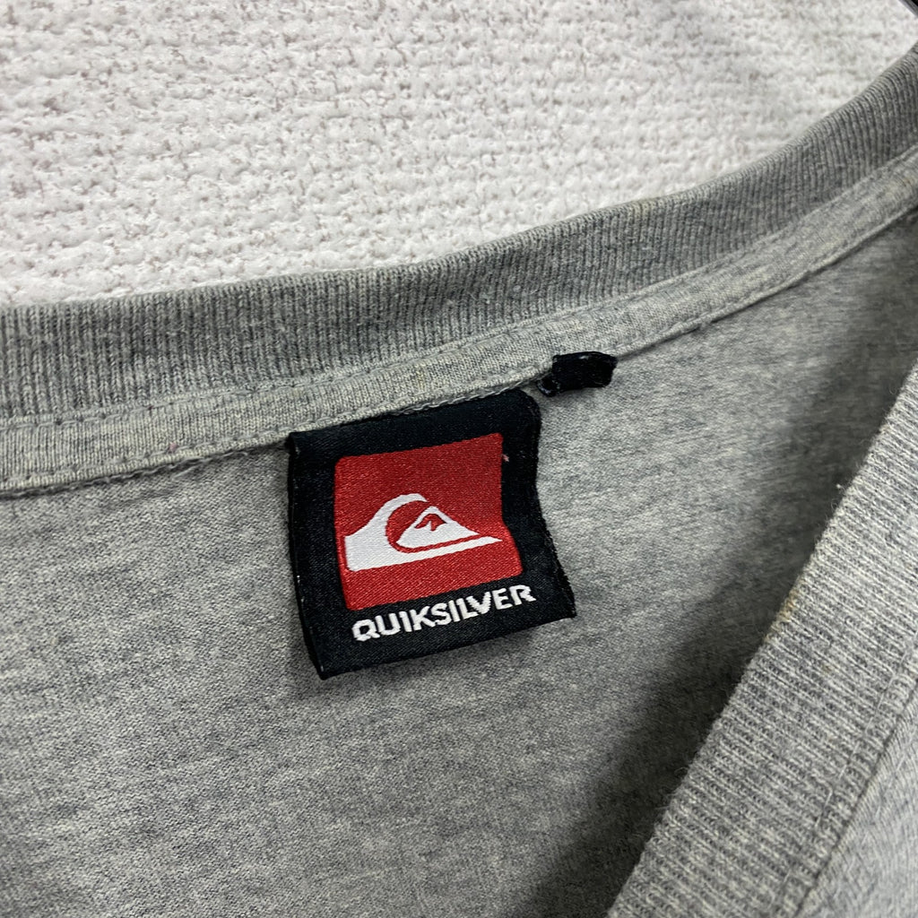 QUIKSILVER　クイックシルバー　半袖プリントTシャツ　灰色　グレー　Mサイズ　古着
