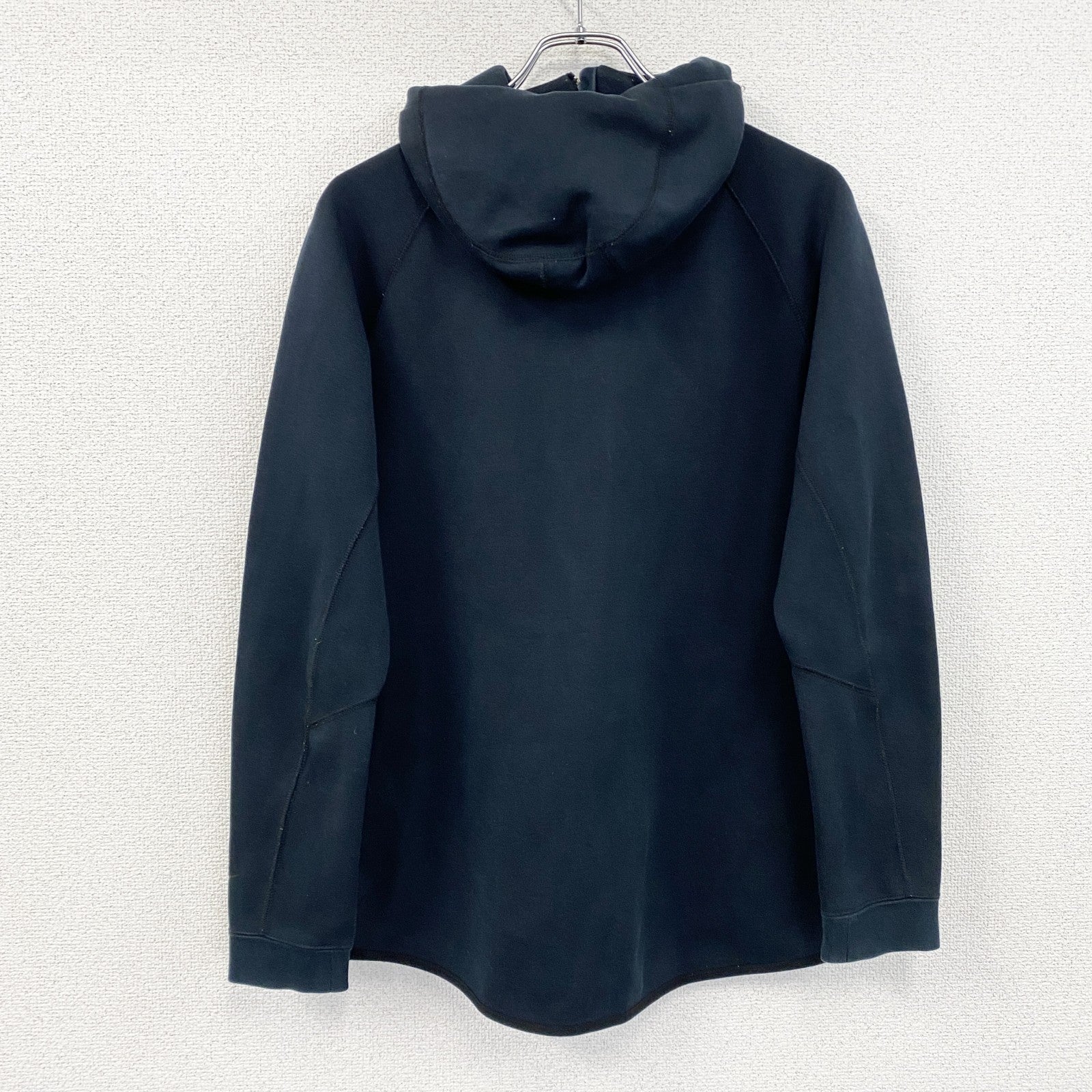 NIKE　ナイキ　フルジップパーカー/フーディー　ハイネック　スウッシュ　黒　ブラック　Lサイズ　古着
