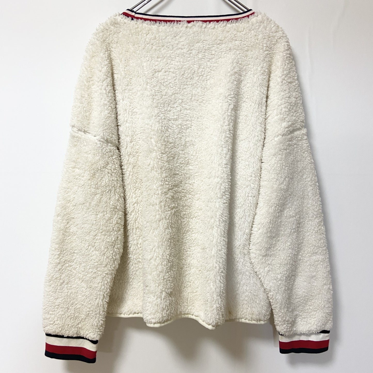 古着 used　TOMMY HILFIGER トミーヒルフィガー　長袖ボアフリースプルオーバー　ロゴ刺繍　白　Lサイズ