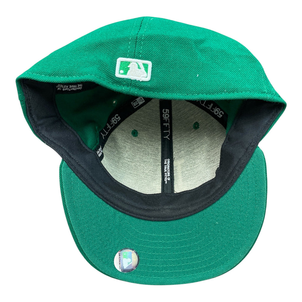 NEW ERA　ニューエラ　59FIFTY　6パネルキャップ　ベースボールキャップ　緑　グリーン　古着